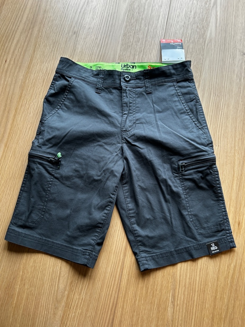 Urban Pipeline Cargo Shorts with Neon Green Waistband Accent size Boys 12 R
